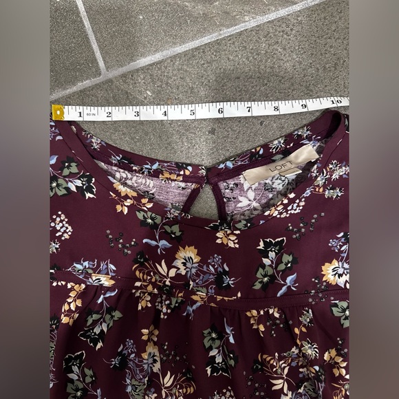 LOFT Plum Floral Long Sleeve Blouse - Yoke Detail & Keyhole Back (Size XL) - Picture 5 of 10